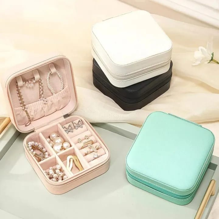 Mini Jewelry Travel Case – Portable Storage Organizer